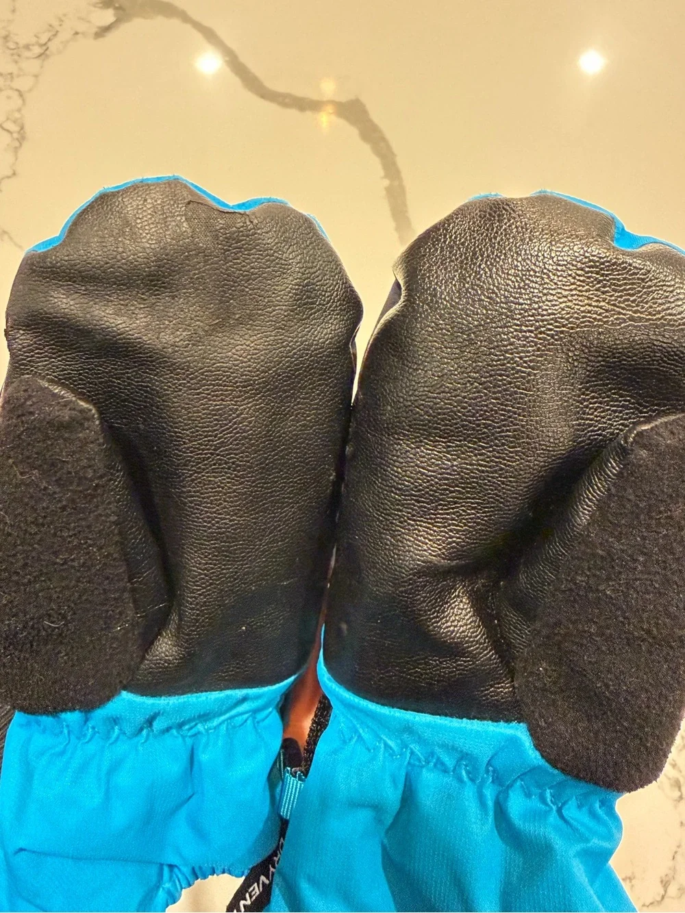The North Face Toddler Mitt’s Size Large